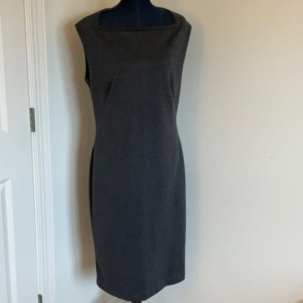 Noir ponte travel dress - Picture 2 of 3